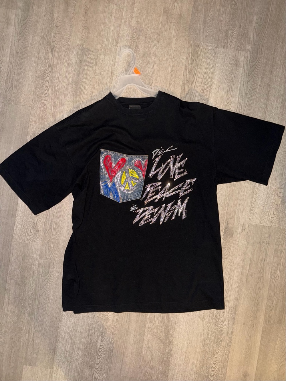 Black Graphic Print Men's Tee